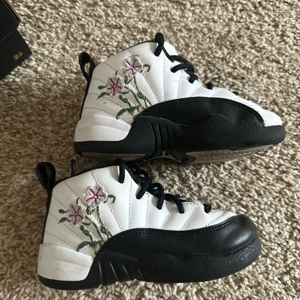 Girls Jordan 12 Retro w embroidered flowers